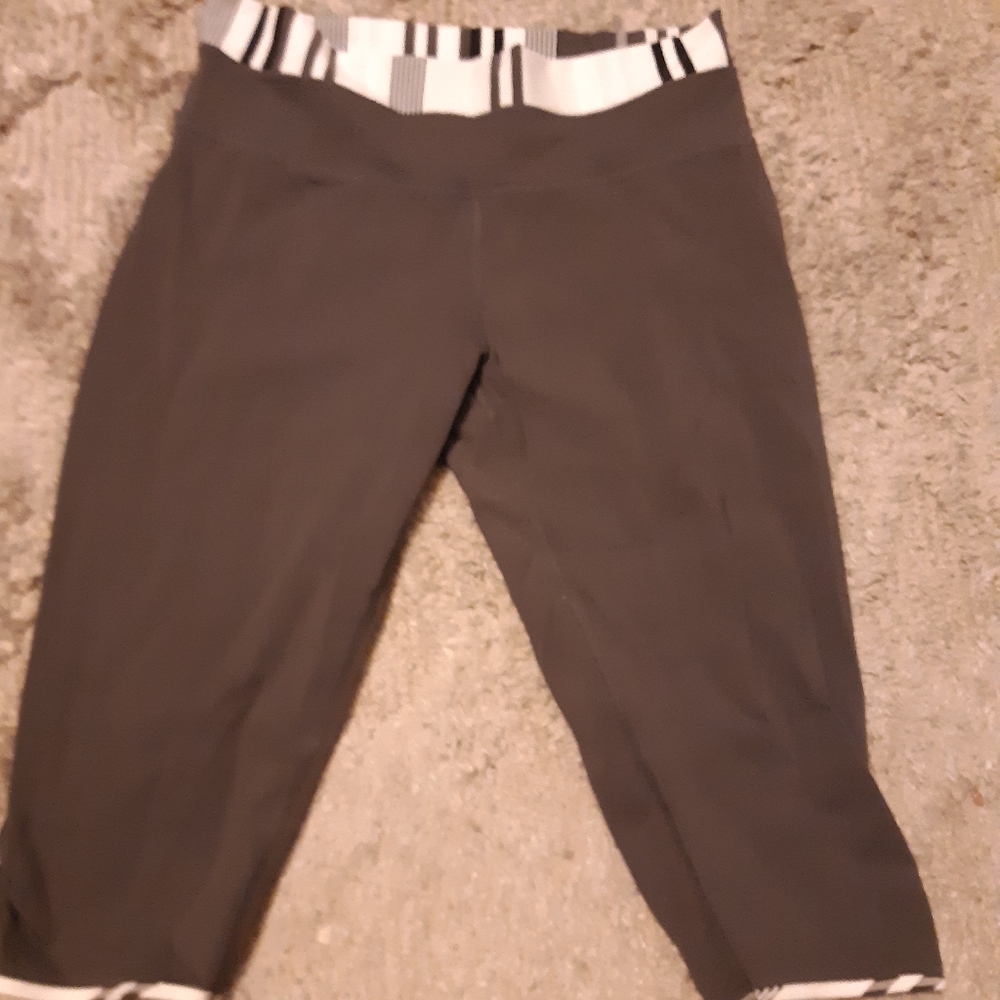Short Leggings